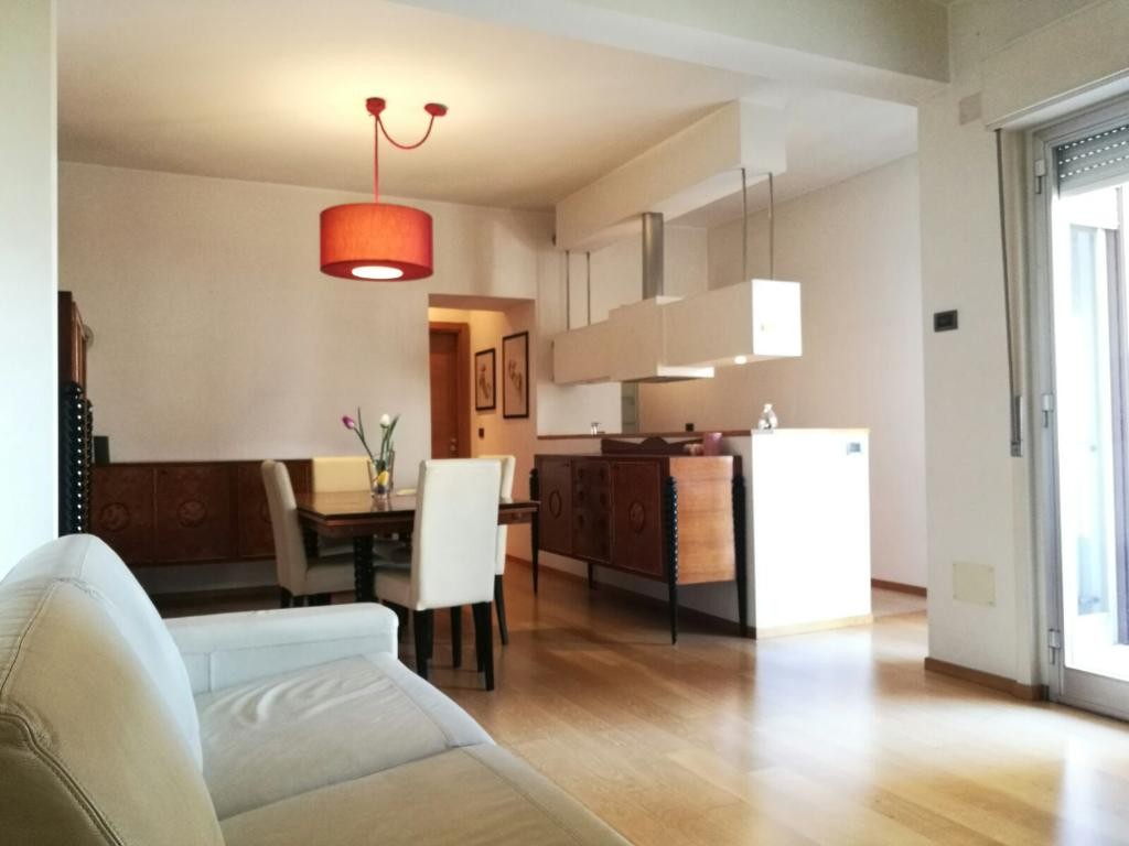 Libertà/Politeama ampio BIVANI Arredato