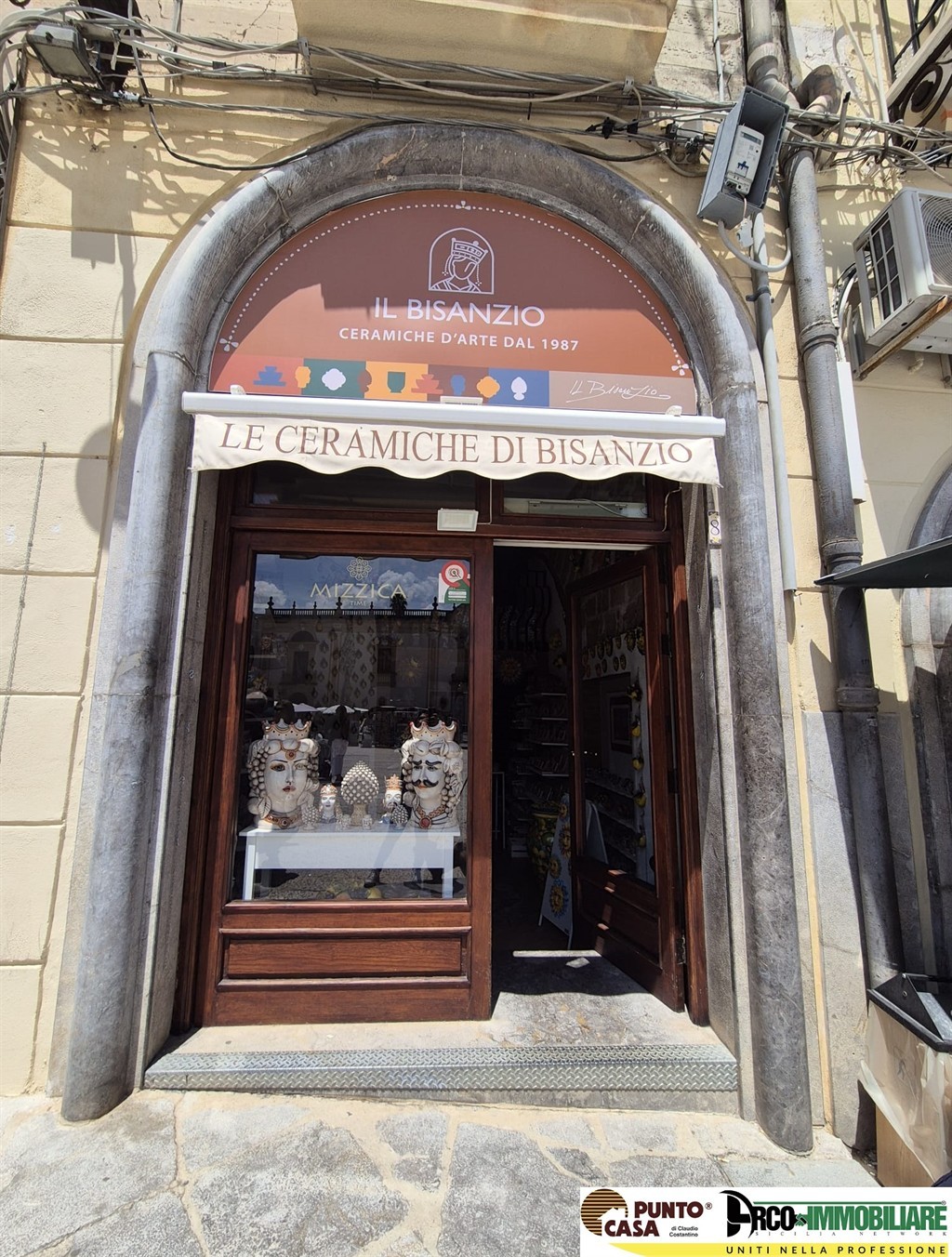 Cessione di attività ottima visibilità, Monreale Piazza Gugliemo II